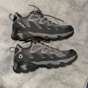Oboz Women's Gray Hiking Shoes